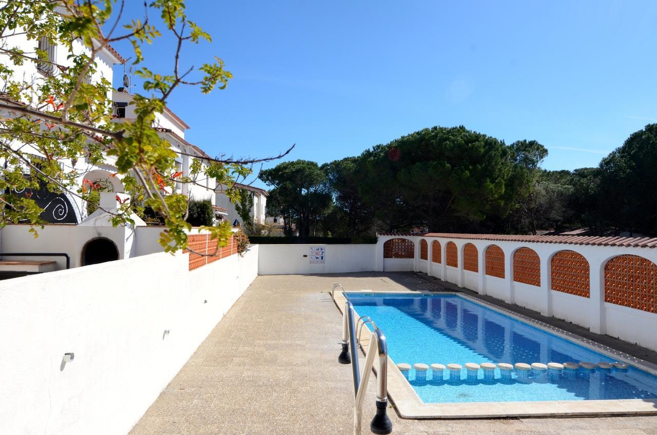Villa Casas Montgo Park L' Escala Exterior foto